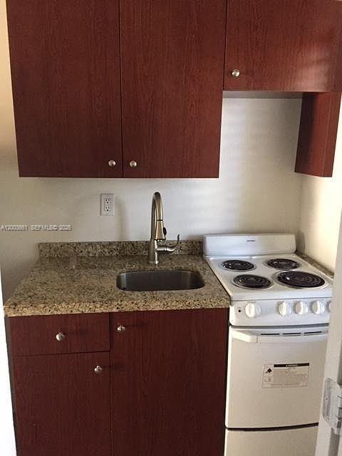 TUTTLES SUB - Residential Lease