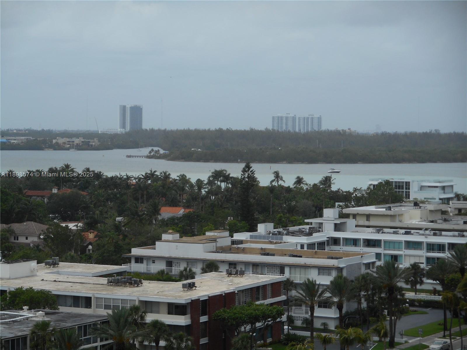 THE PLAZA OF BAL HARBOUR - Residential Lease