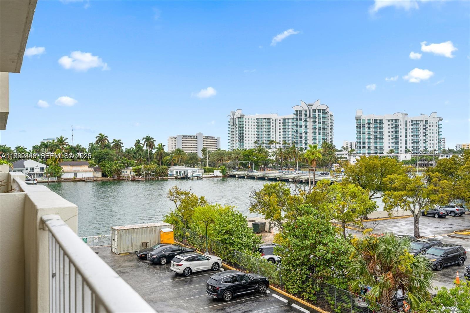 ISLAND PLACE AT NORTH BAY - Residential