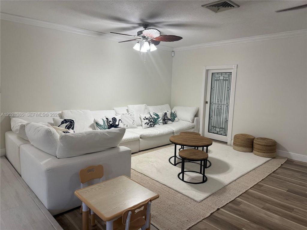 Photo of 5170 SW 18th Ct #Primary, Plantation, FL 33317 (MLS # A12021365)