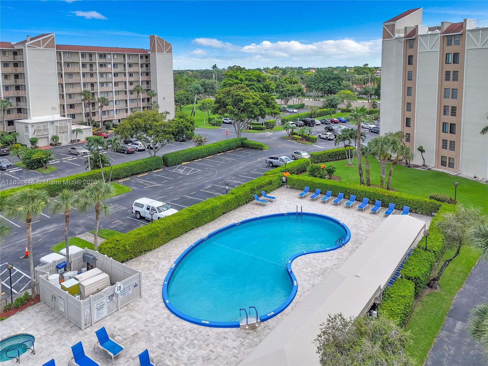 HUNTINGTON LAKES SEC ONE - Residential