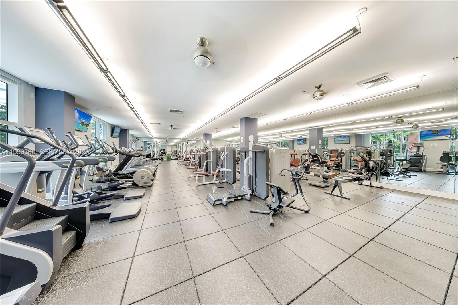 CITE CONDO - Residential Lease