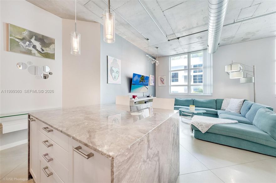 Welcome to unit 2311 at The Cité - a stylish, turnkey short-term rental opportunity in Miami’s sought-after Edgewater district. This fully furnished loft style residence features a bright open layout, a custom kitchen withquality cabinetry and stainless-steel appliances, and modern finishes throughout. Enjoy access to resort-styleamenities including a sparkling pool, state-of-the-art fitness center, business lounge, 24-hour security, andconcierge service. Perfectly located steps from Biscayne Bay and Margaret Pace Park, and surrounded by some ofMiami’s best dining, cafés, and entertainment options. Just minutes to Wynwood, Midtown, Brickell, and MiamiBeach — offering the ideal mix of flexibility, comfort, and location.