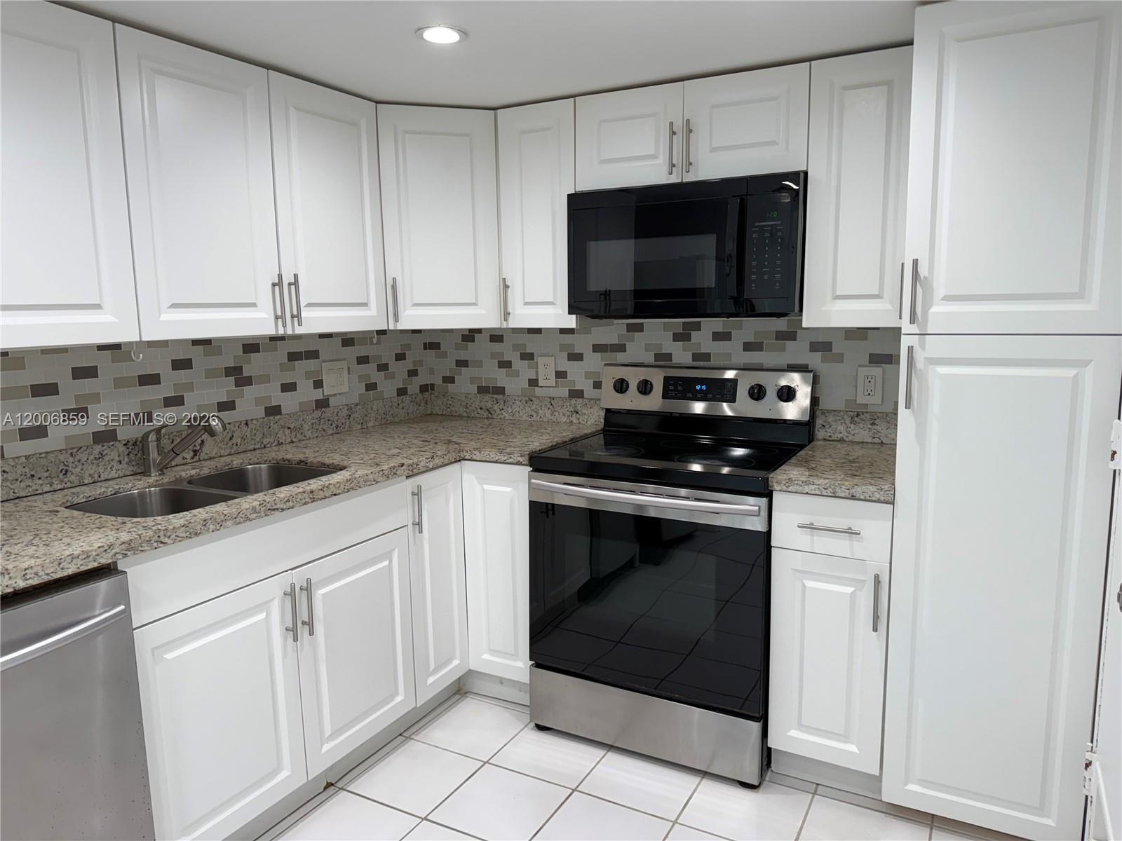 400 Kings Point Dr 608