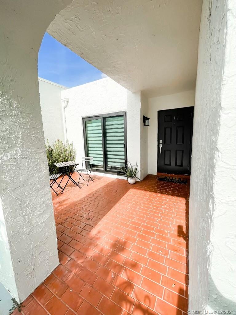 CROSSINGS TWNHSE SEC 1 - Residential