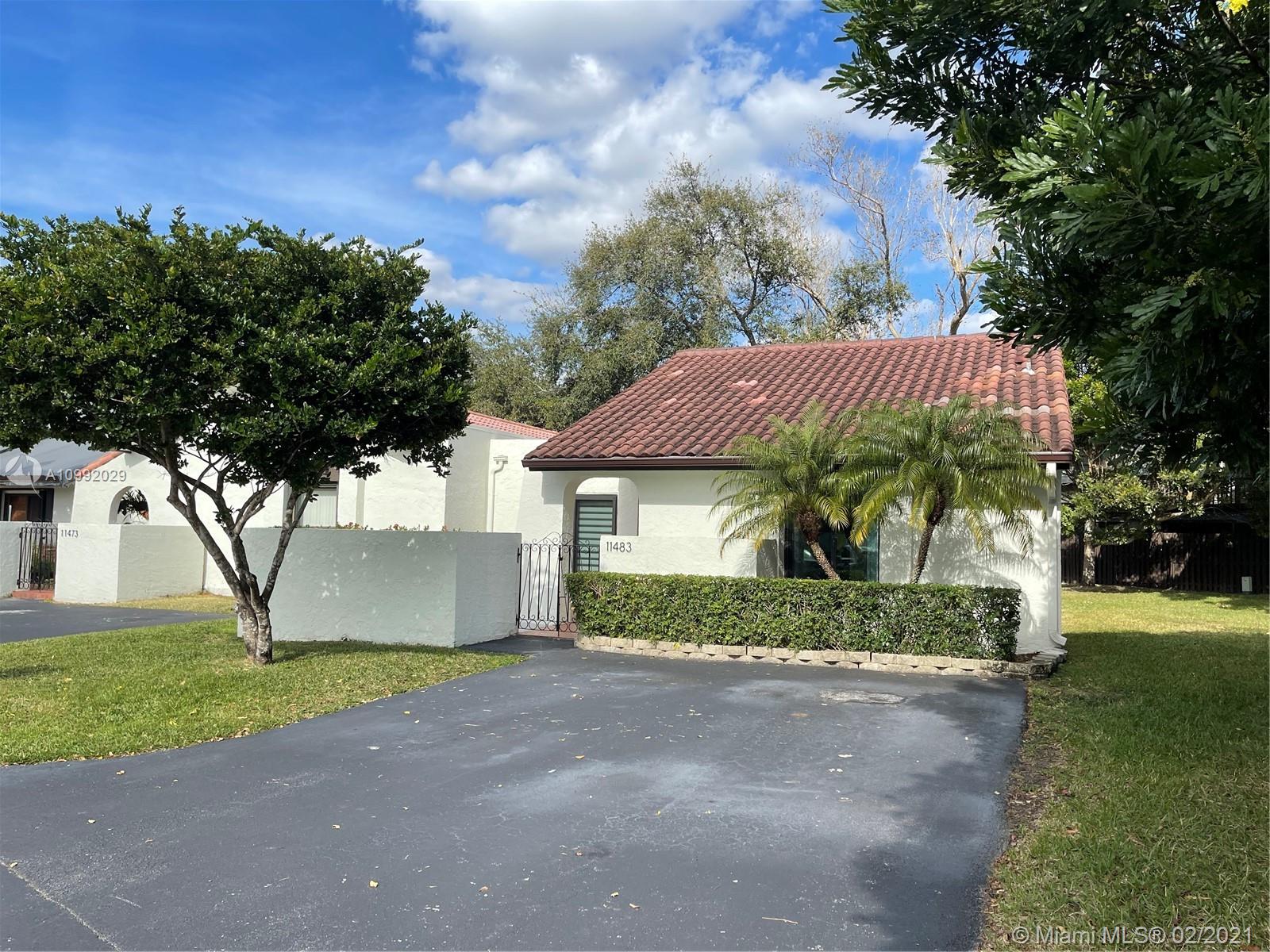 CROSSINGS TWNHSE SEC 1 - Residential