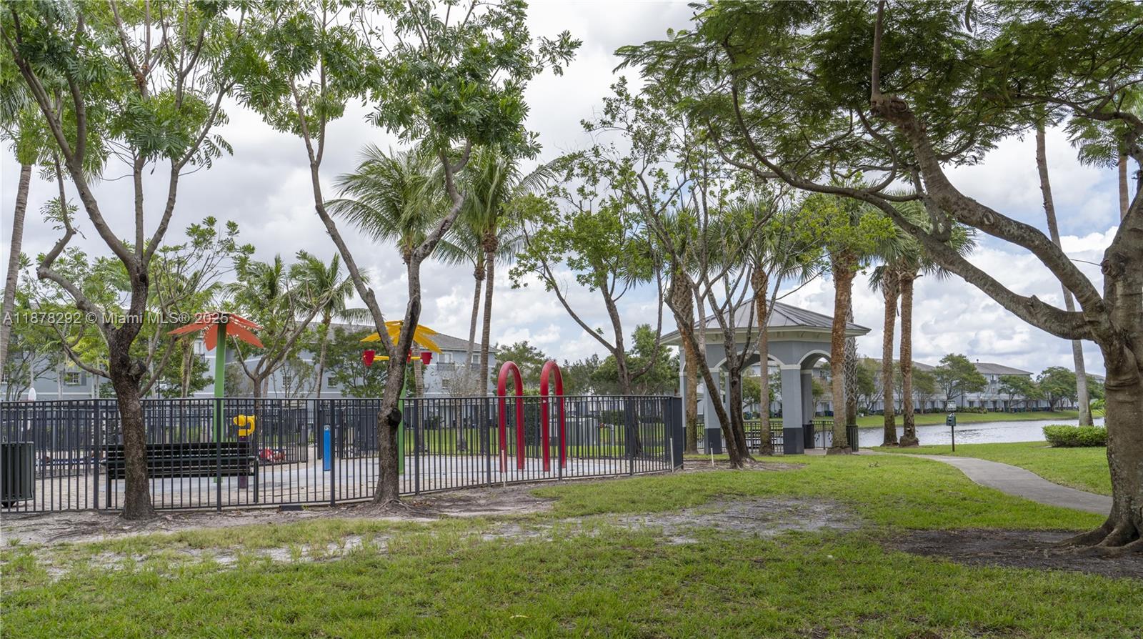 GEORGETOWN - Residential