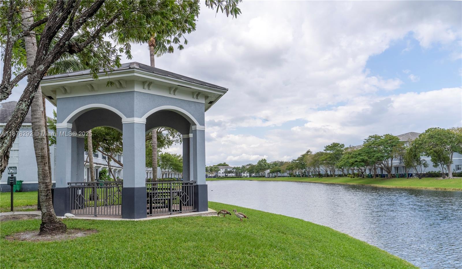 GEORGETOWN - Residential