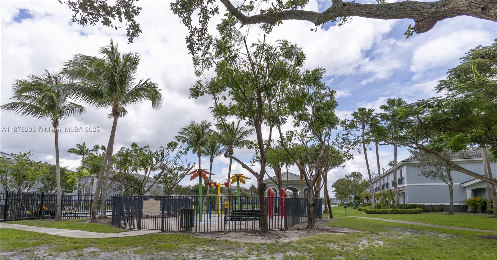 GEORGETOWN - Residential