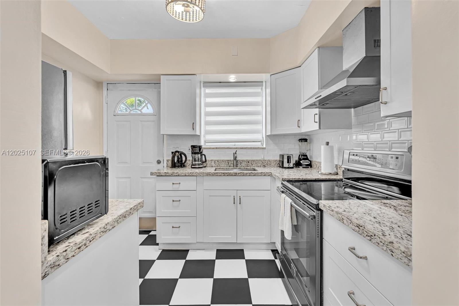 10002 E Bay Harbor Dr 2