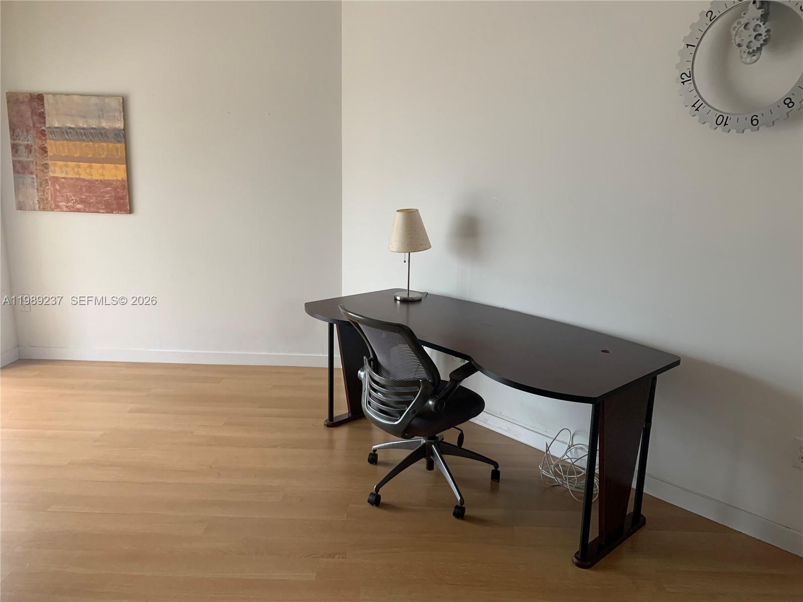 THE VISTAS CONDO - Residential Lease