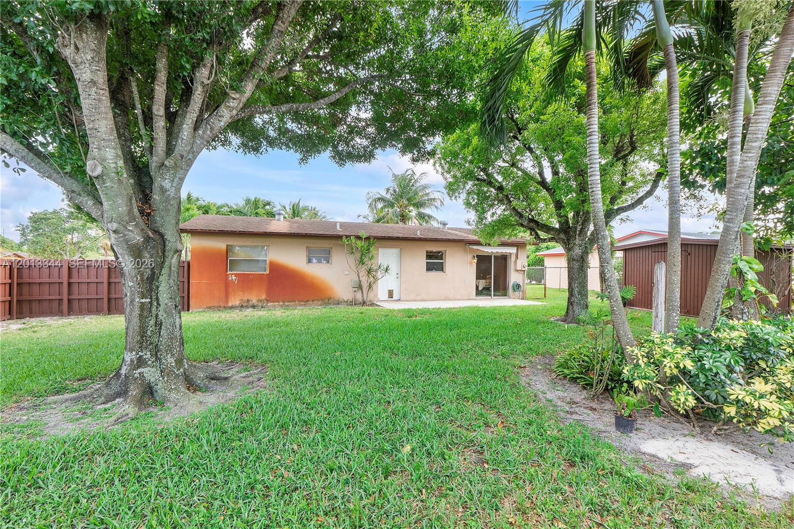 LAUDERDALE NORTH PARK SEC - Residential