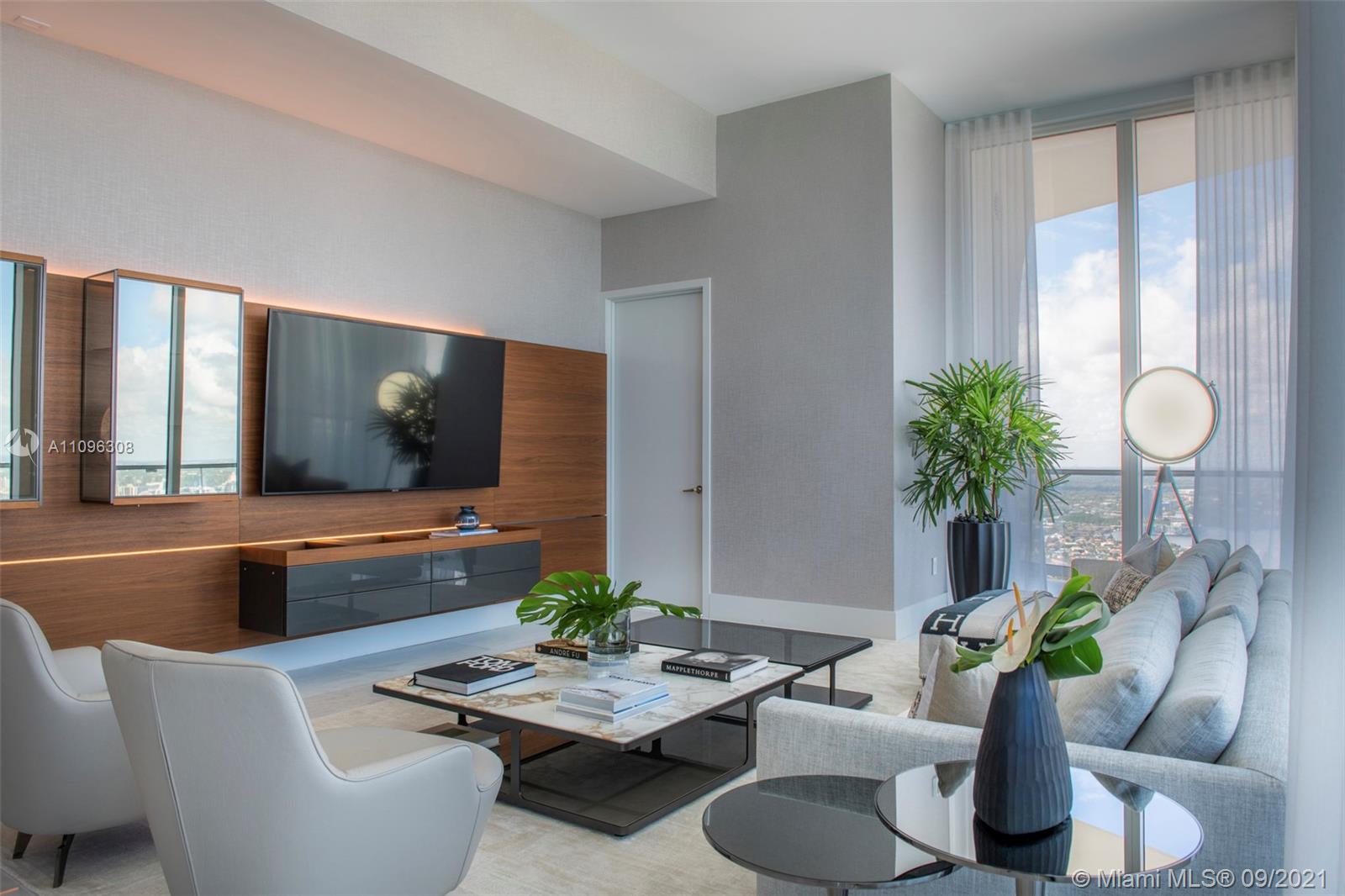 JADE SIGNATURE - Residential