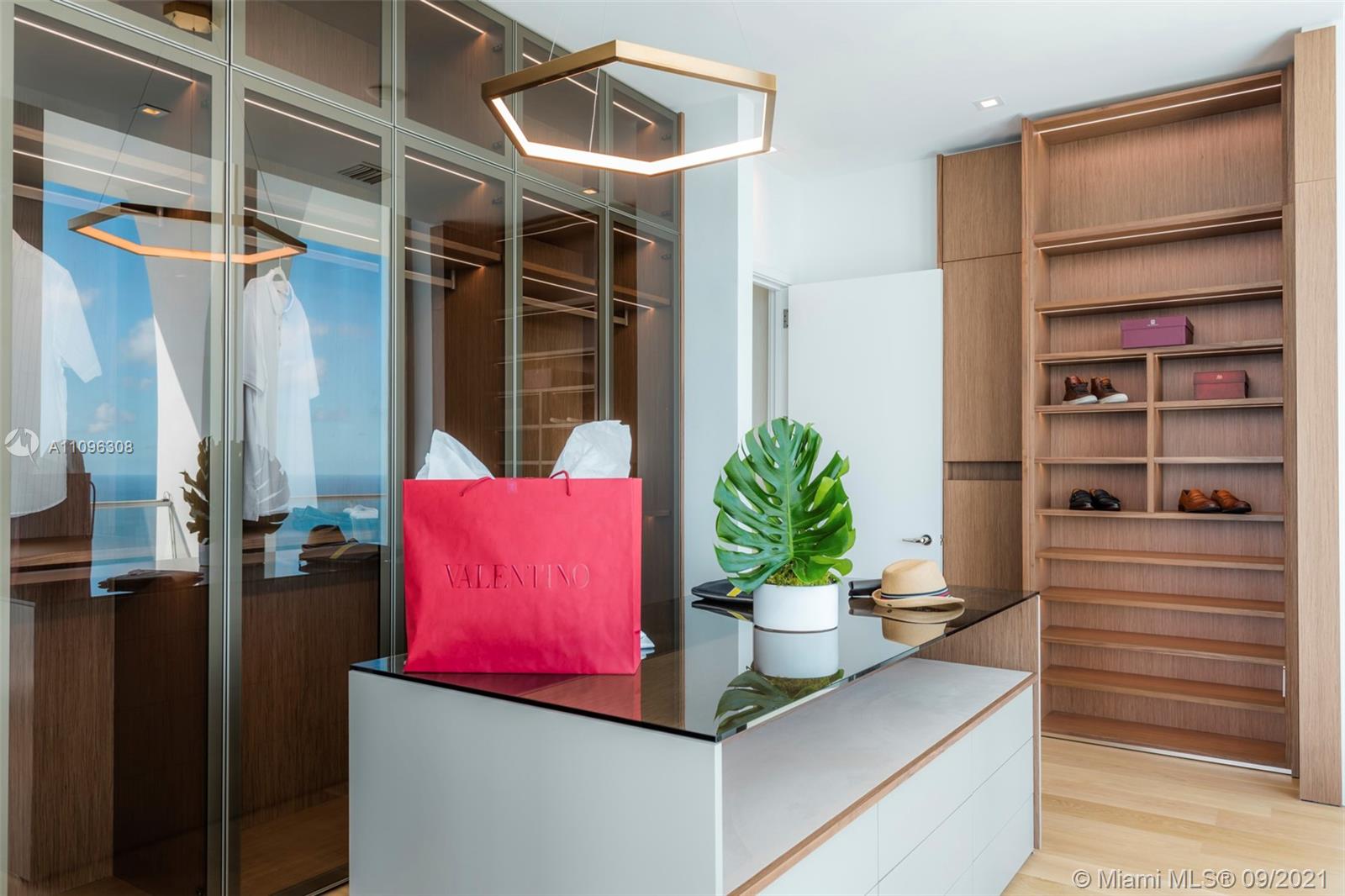 JADE SIGNATURE - Residential