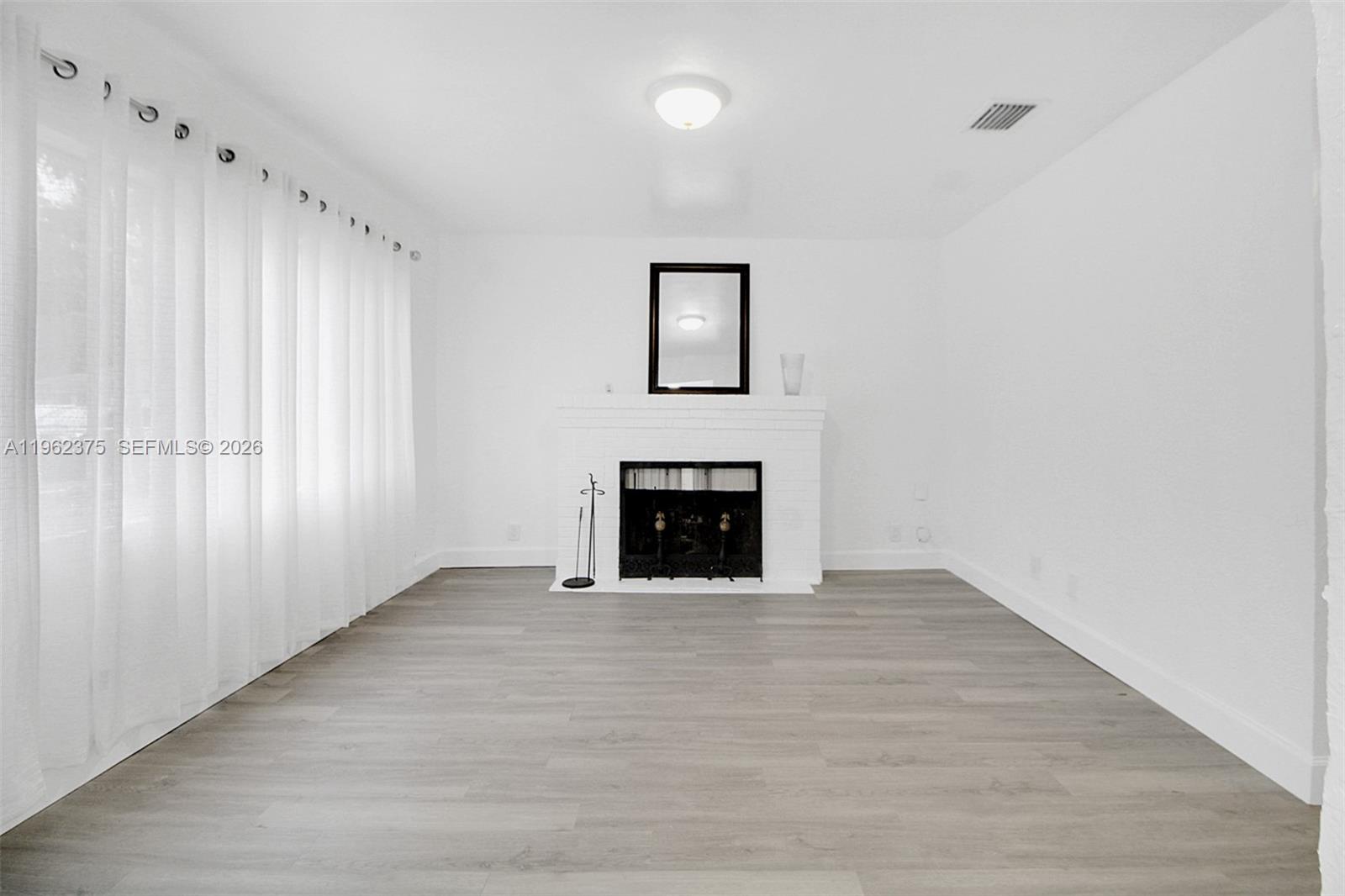 OHIO PARK - Residential Income