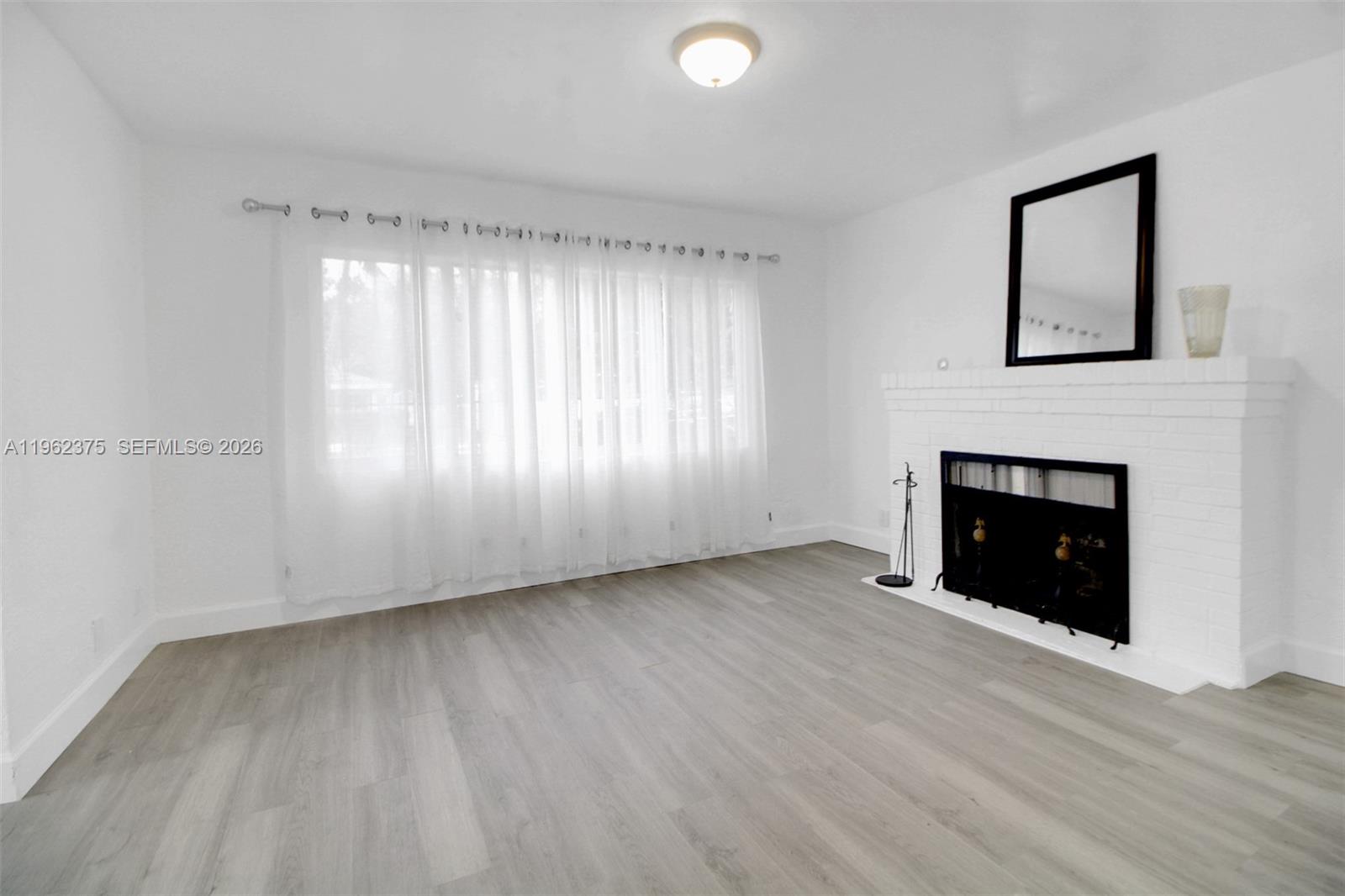 OHIO PARK - Residential Income