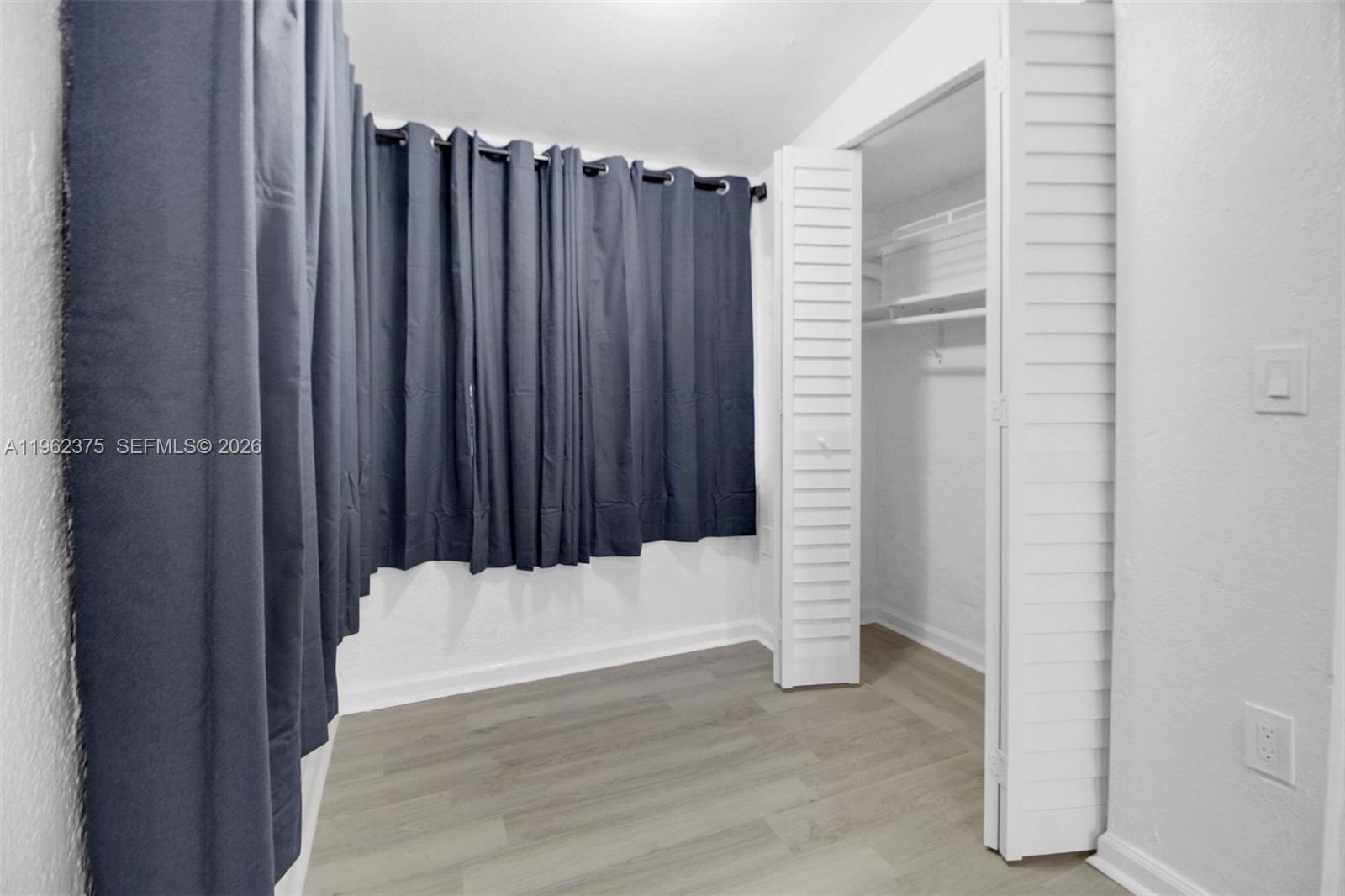 OHIO PARK - Residential Income