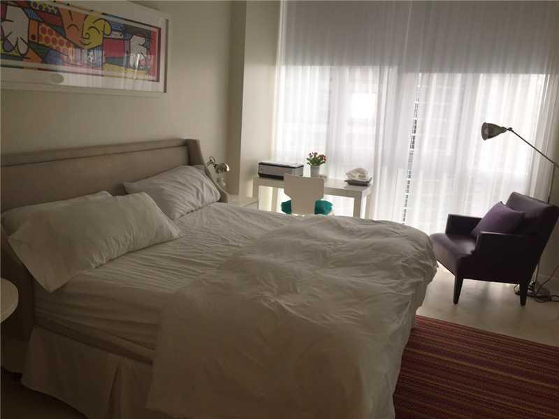 TRUMP ROYALE CONDO - Residential Lease