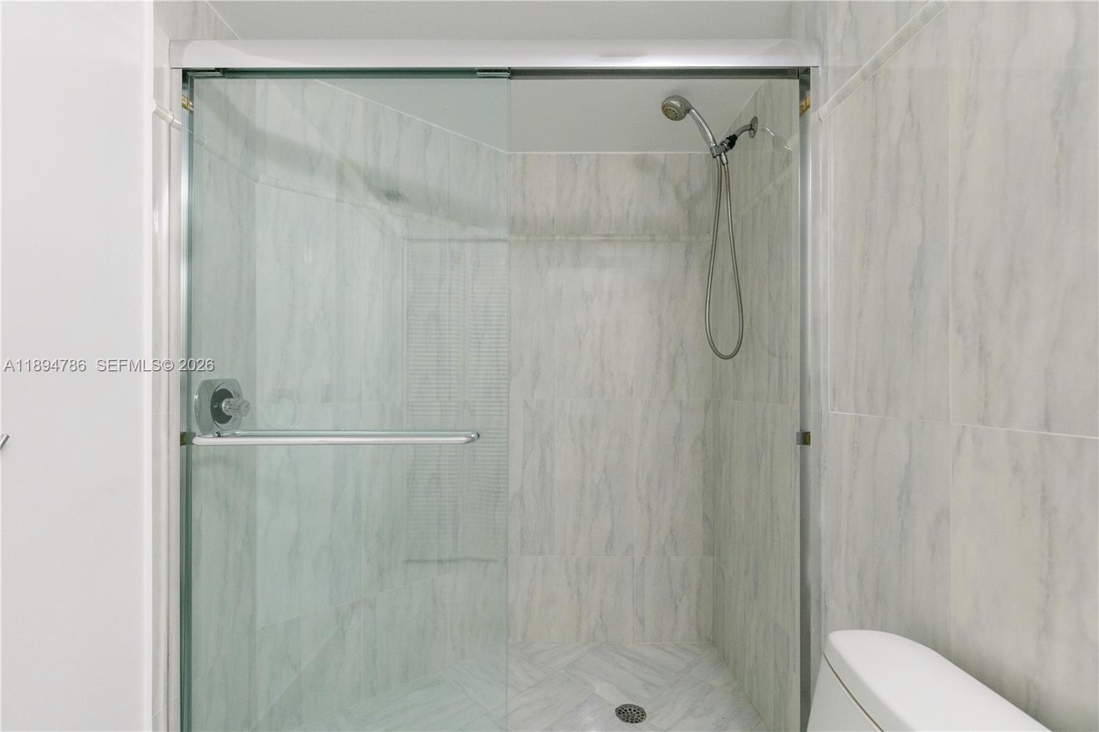 MYSTIC POINTE TOWER 600 C - Residential