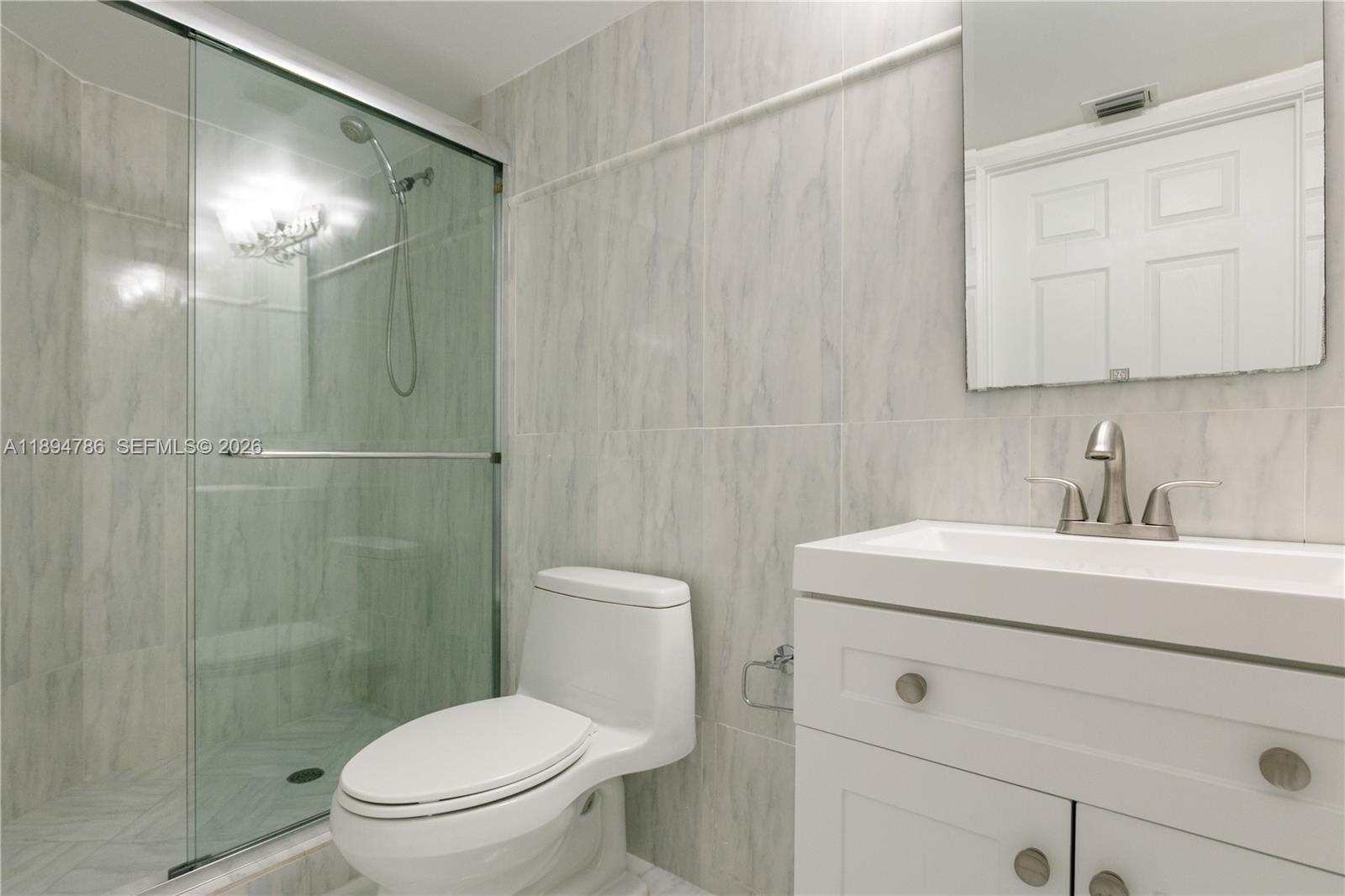 MYSTIC POINTE TOWER 600 C - Residential