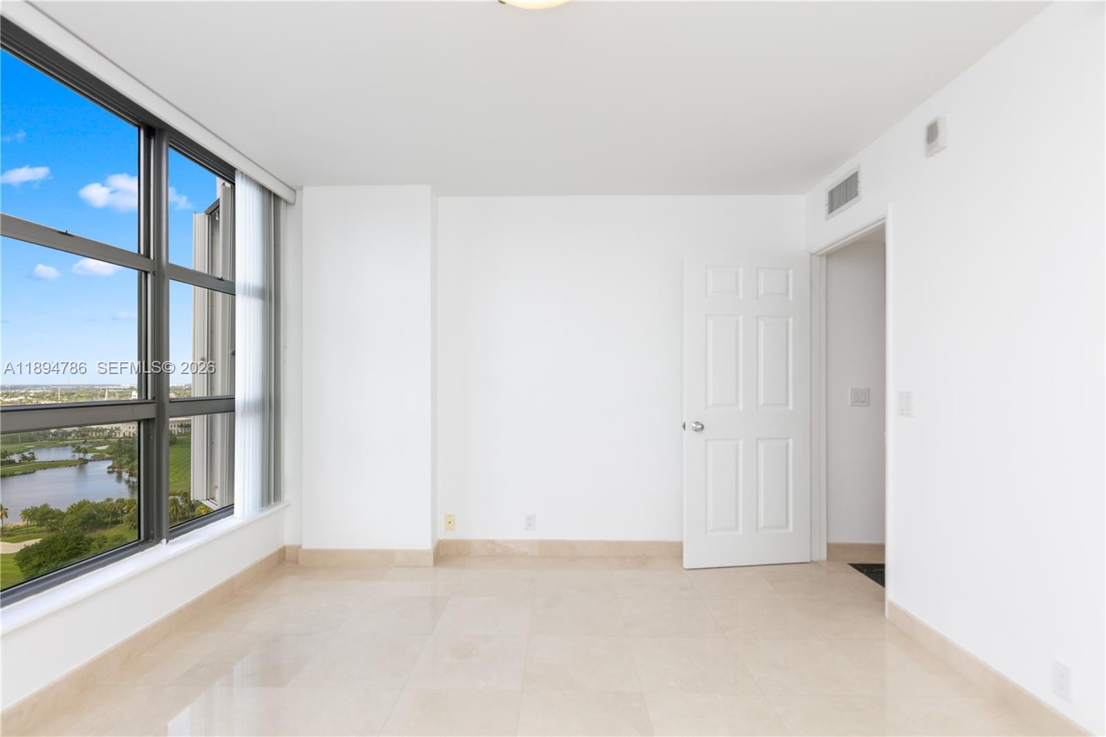 MYSTIC POINTE TOWER 600 C - Residential