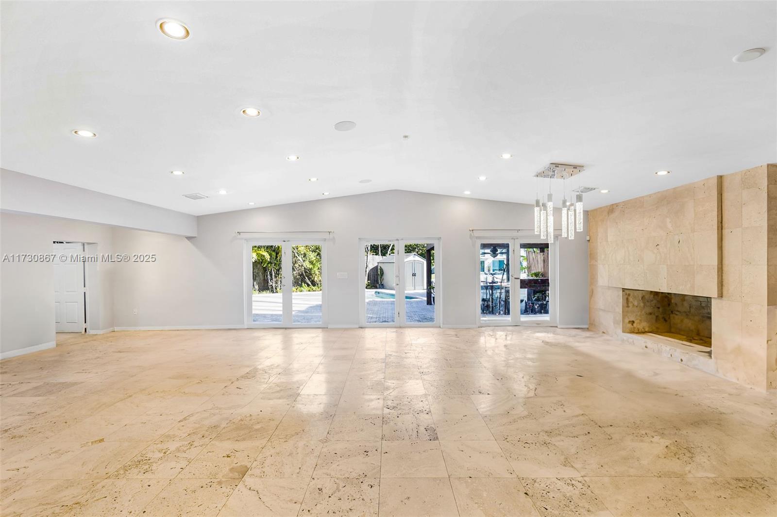 SAN SOUCI ESTATES - Residential