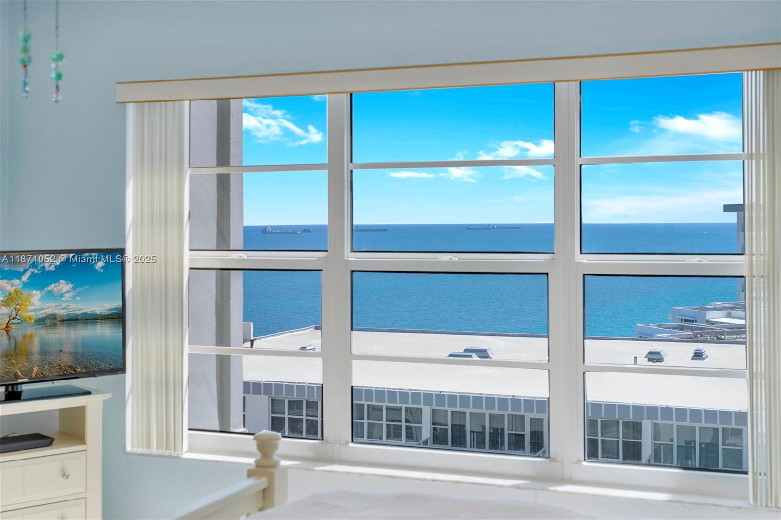 REGENCY TOWER SOUTH CONDO - Residential