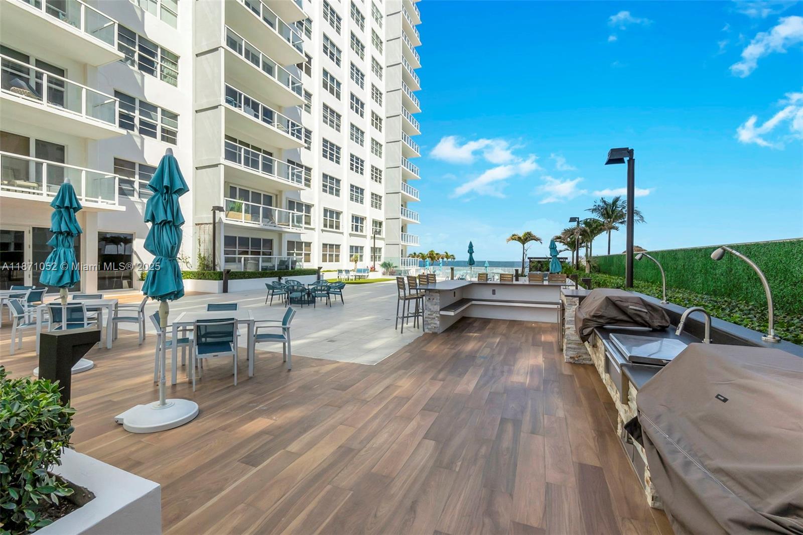 REGENCY TOWER SOUTH CONDO - Residential