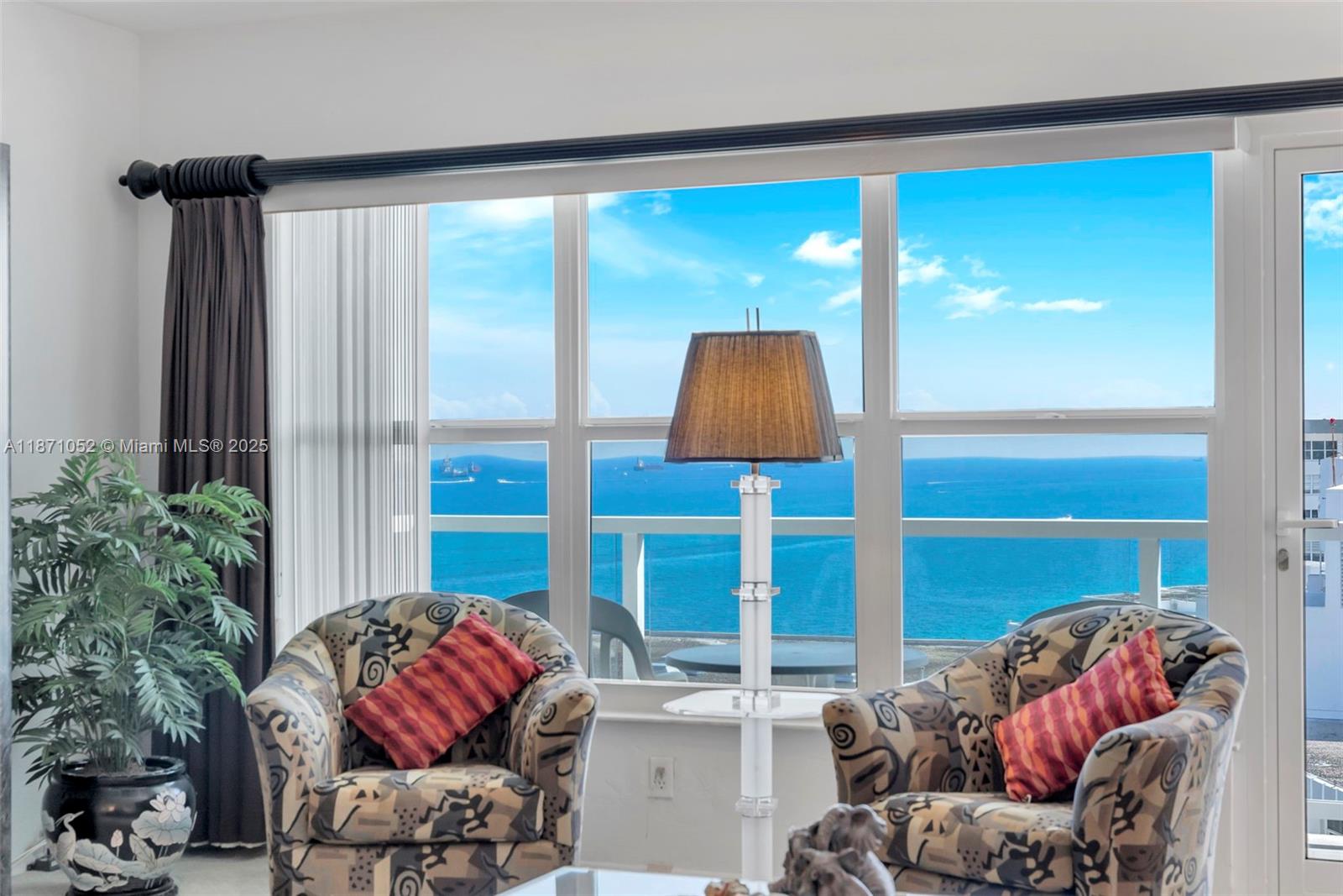 REGENCY TOWER SOUTH CONDO - Residential