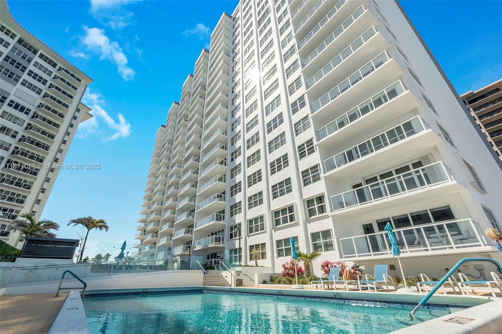 REGENCY TOWER SOUTH CONDO - Residential