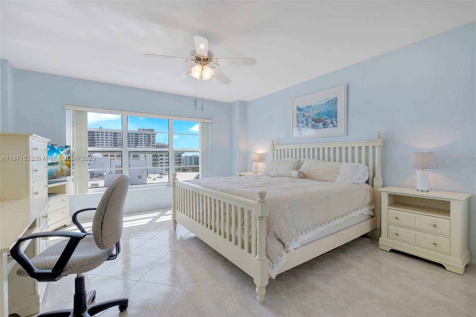 REGENCY TOWER SOUTH CONDO - Residential