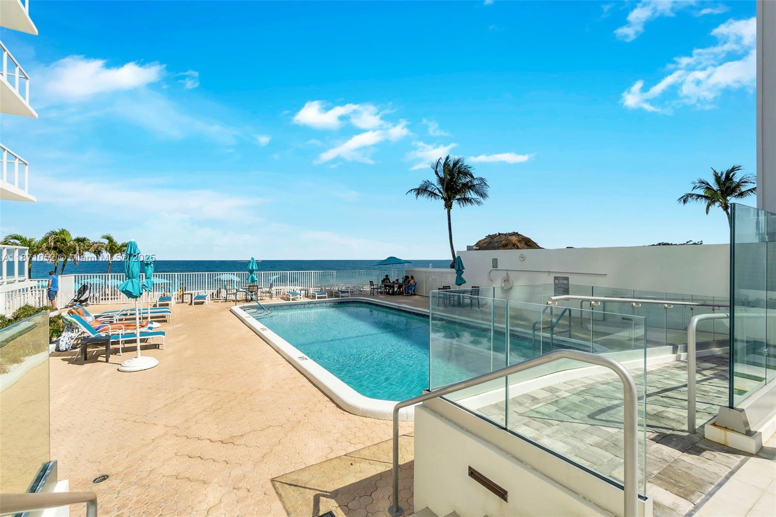 REGENCY TOWER SOUTH CONDO - Residential