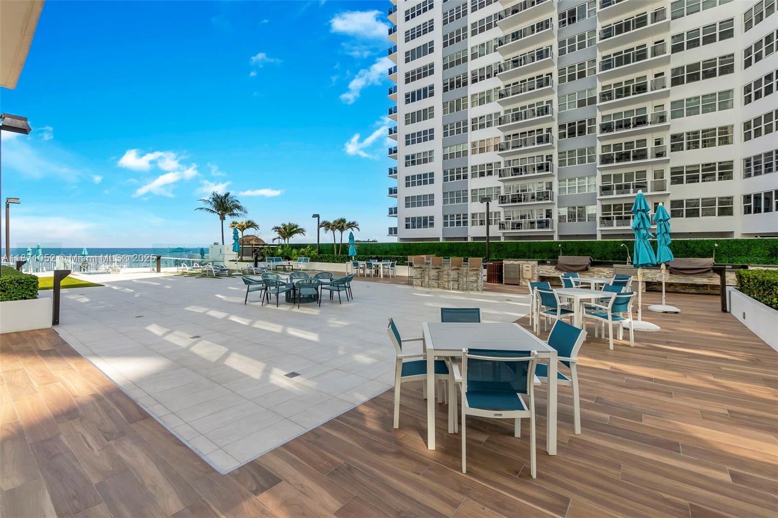 REGENCY TOWER SOUTH CONDO - Residential