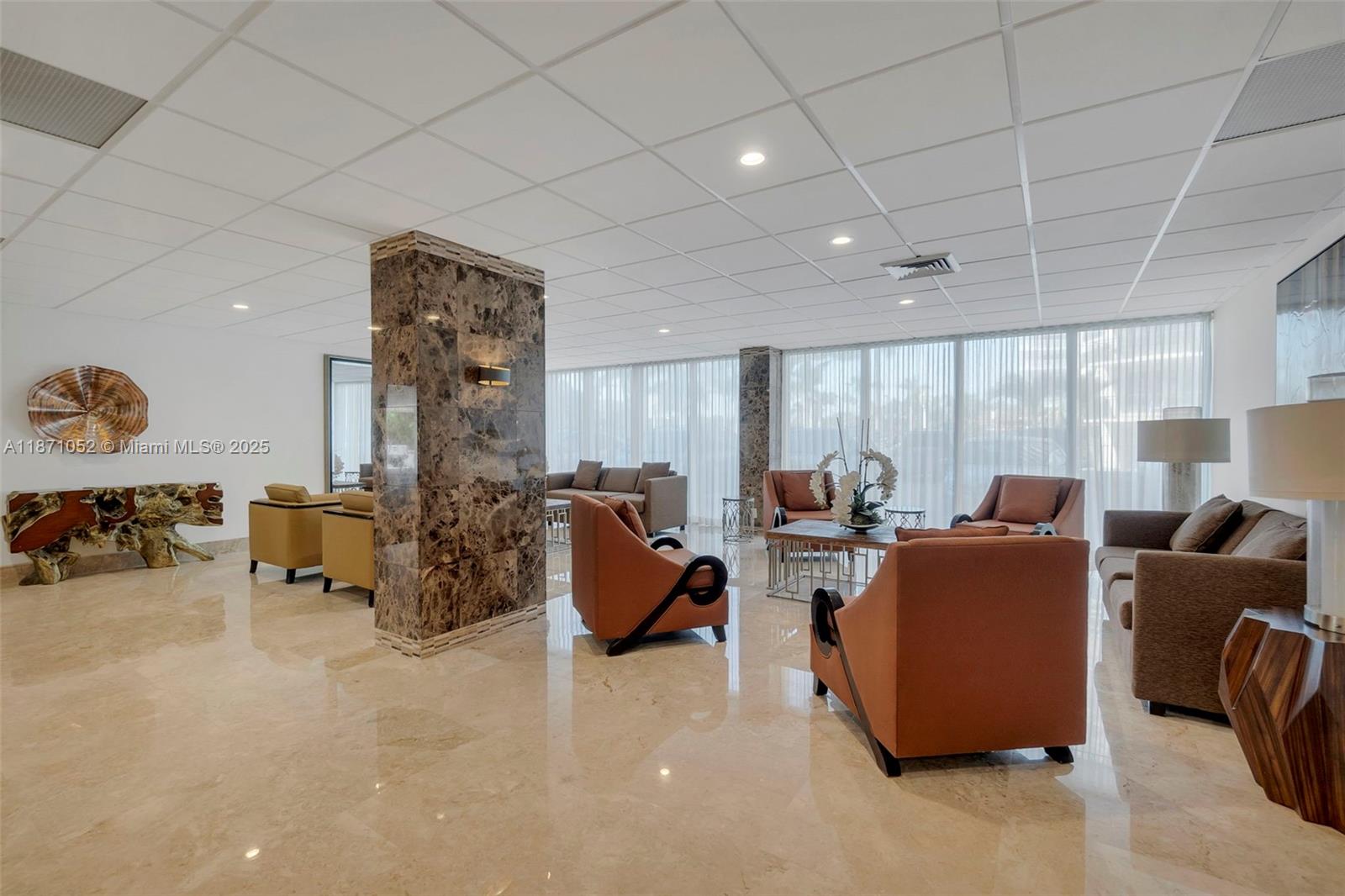 REGENCY TOWER SOUTH CONDO - Residential