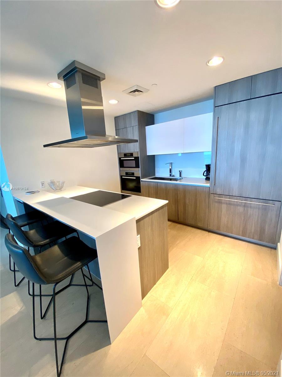 OCEANA KEY BISCAYNE CONDO - Residential