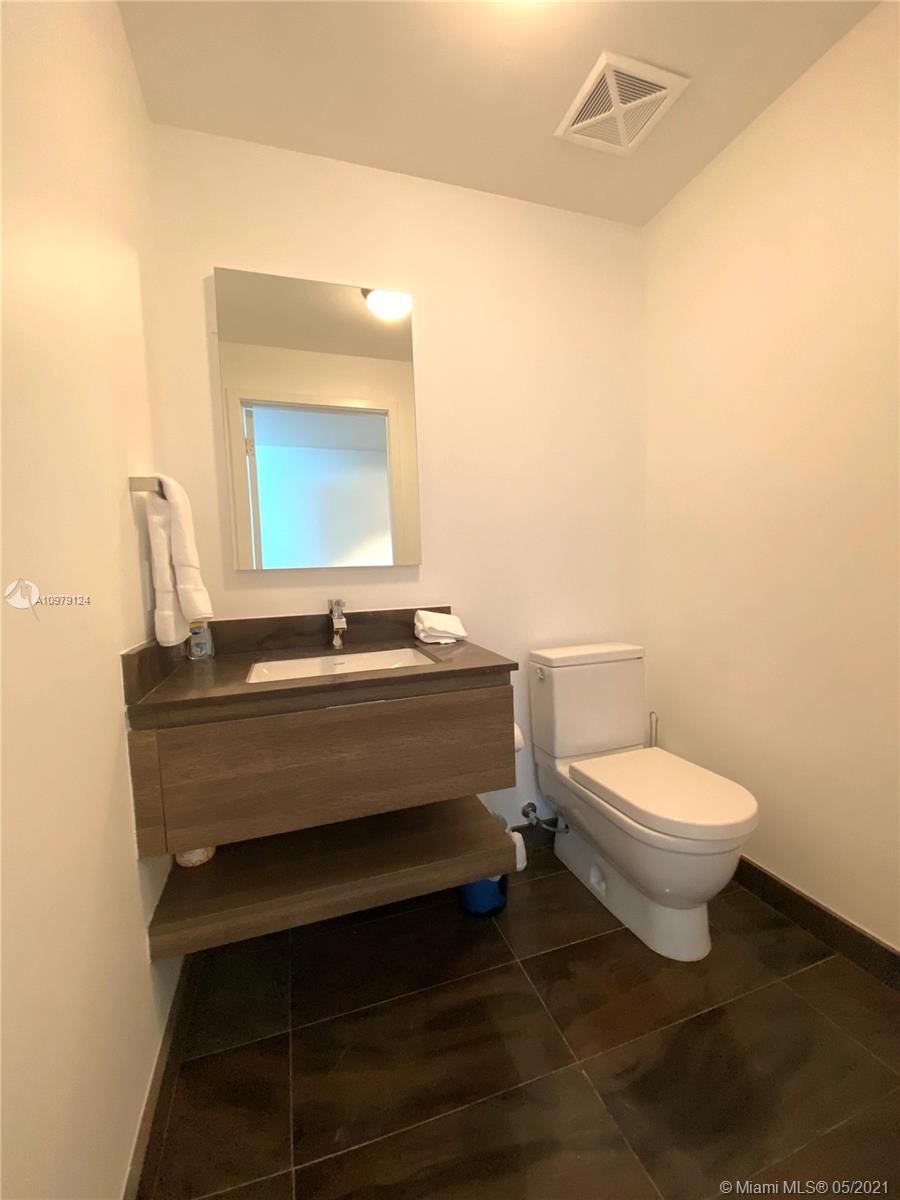 OCEANA KEY BISCAYNE CONDO - Residential