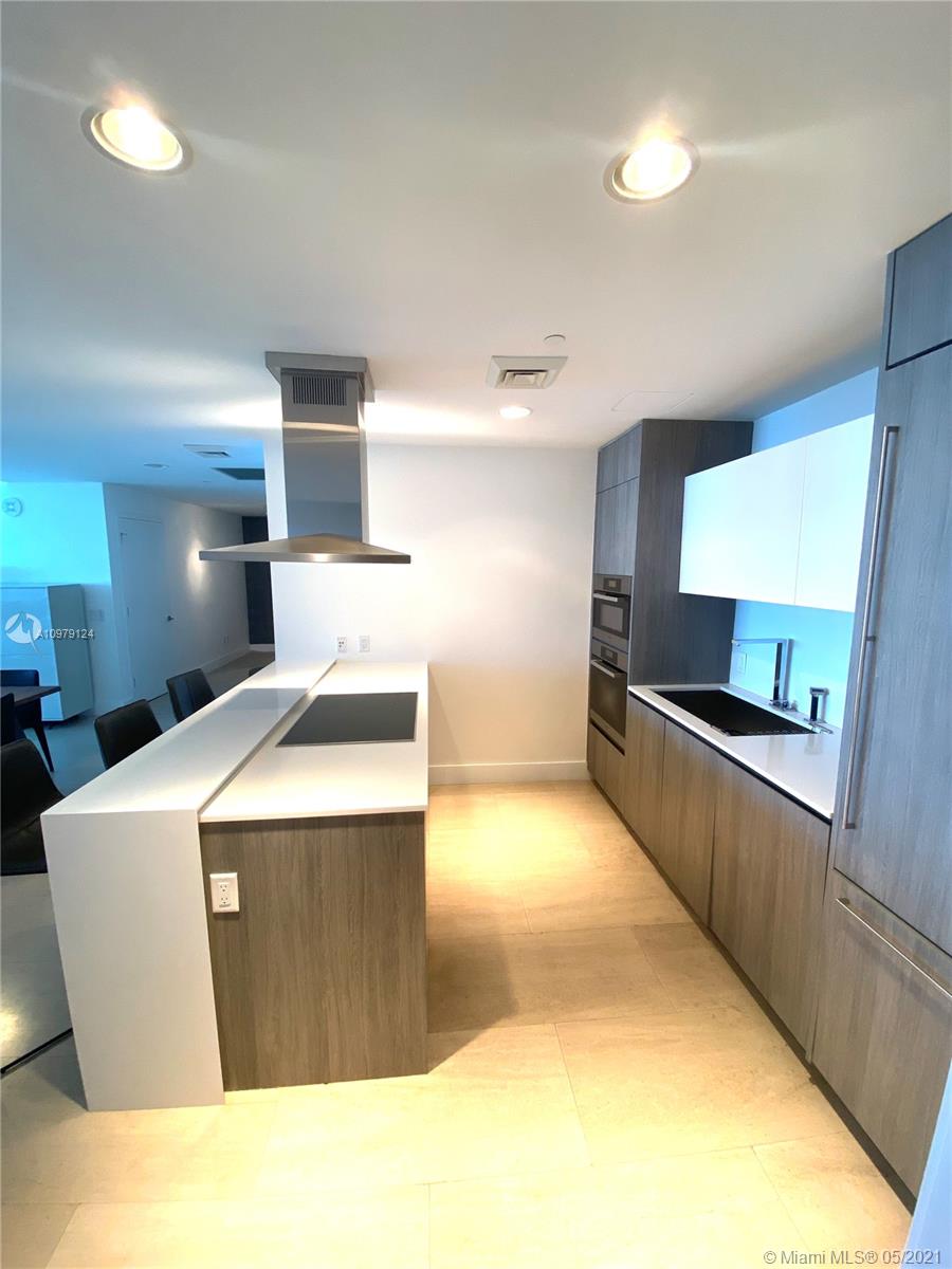 OCEANA KEY BISCAYNE CONDO - Residential