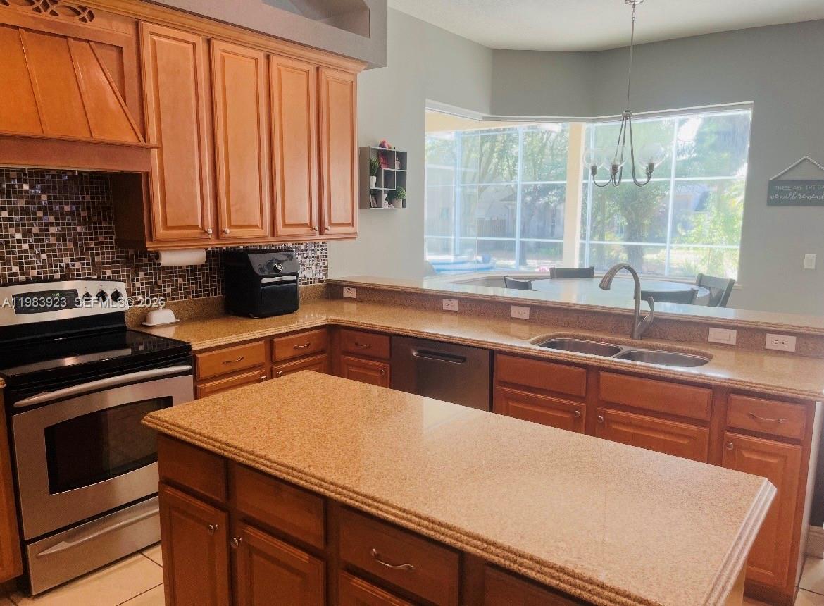 GLEN ABBEY CLUB - Residential