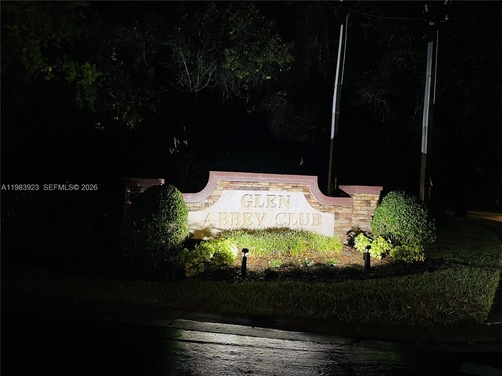 GLEN ABBEY CLUB - Residential