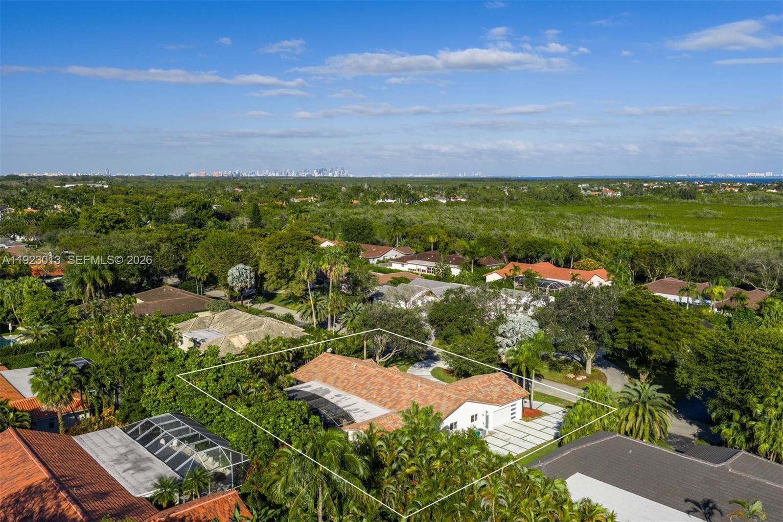 CUTLER BAY ESTATES - Residential