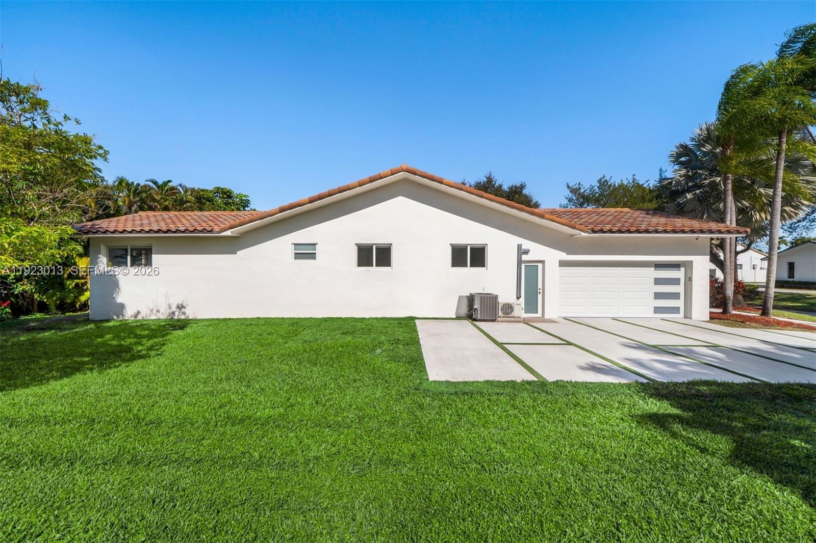 CUTLER BAY ESTATES - Residential