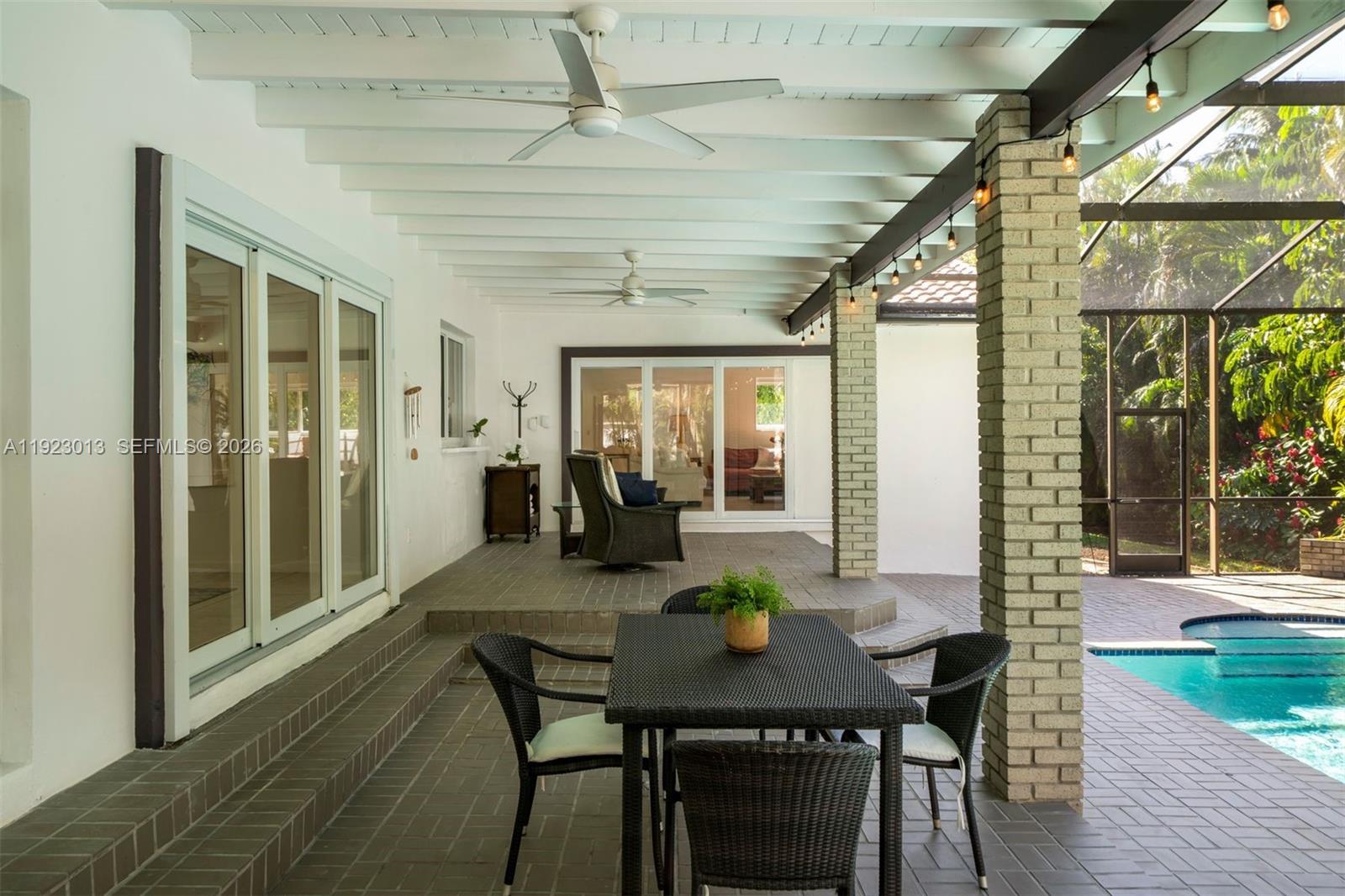 CUTLER BAY ESTATES - Residential