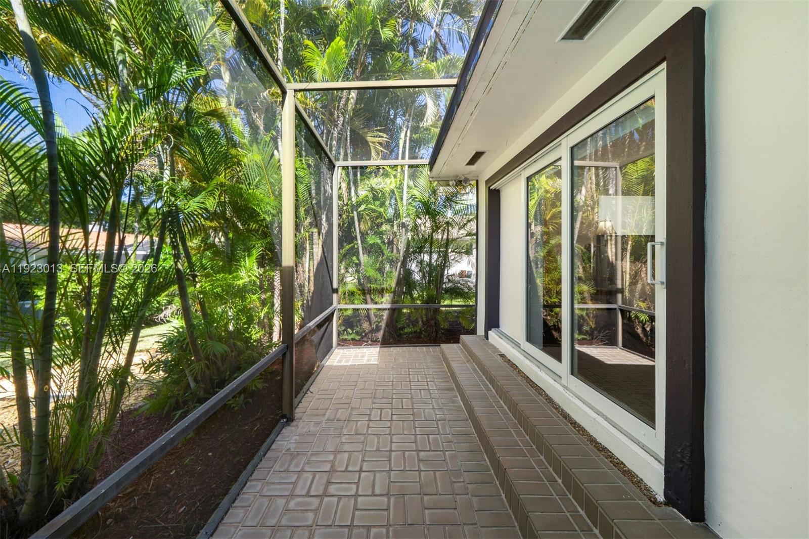 CUTLER BAY ESTATES - Residential