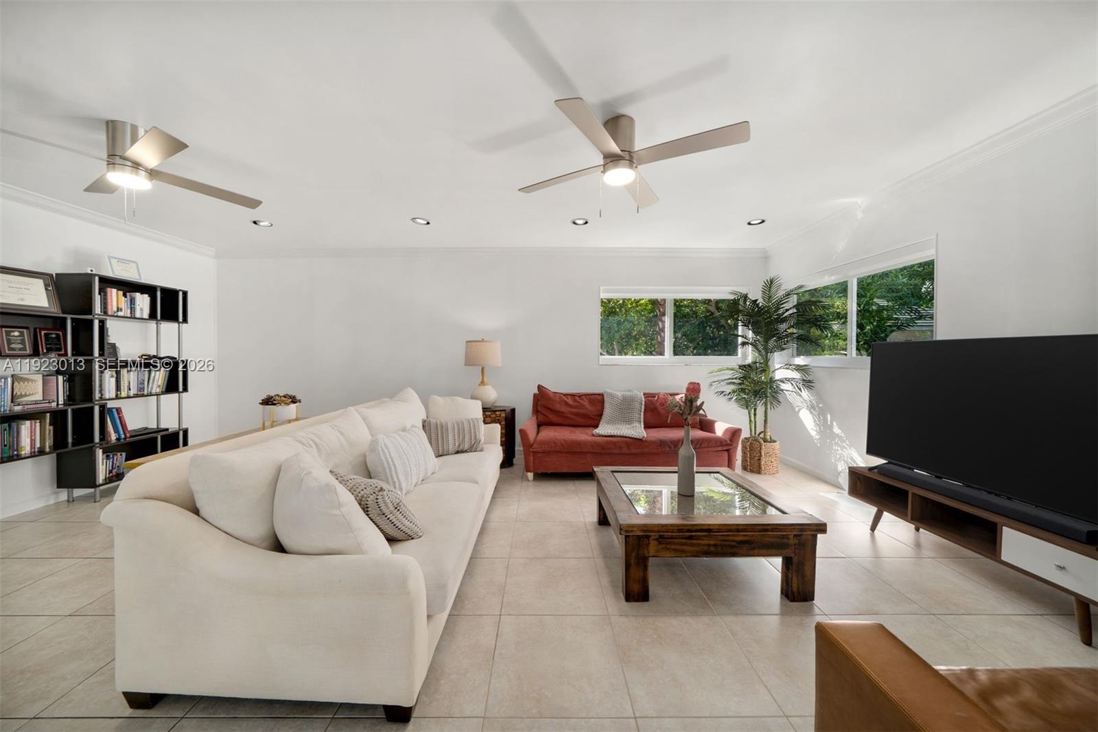 CUTLER BAY ESTATES - Residential