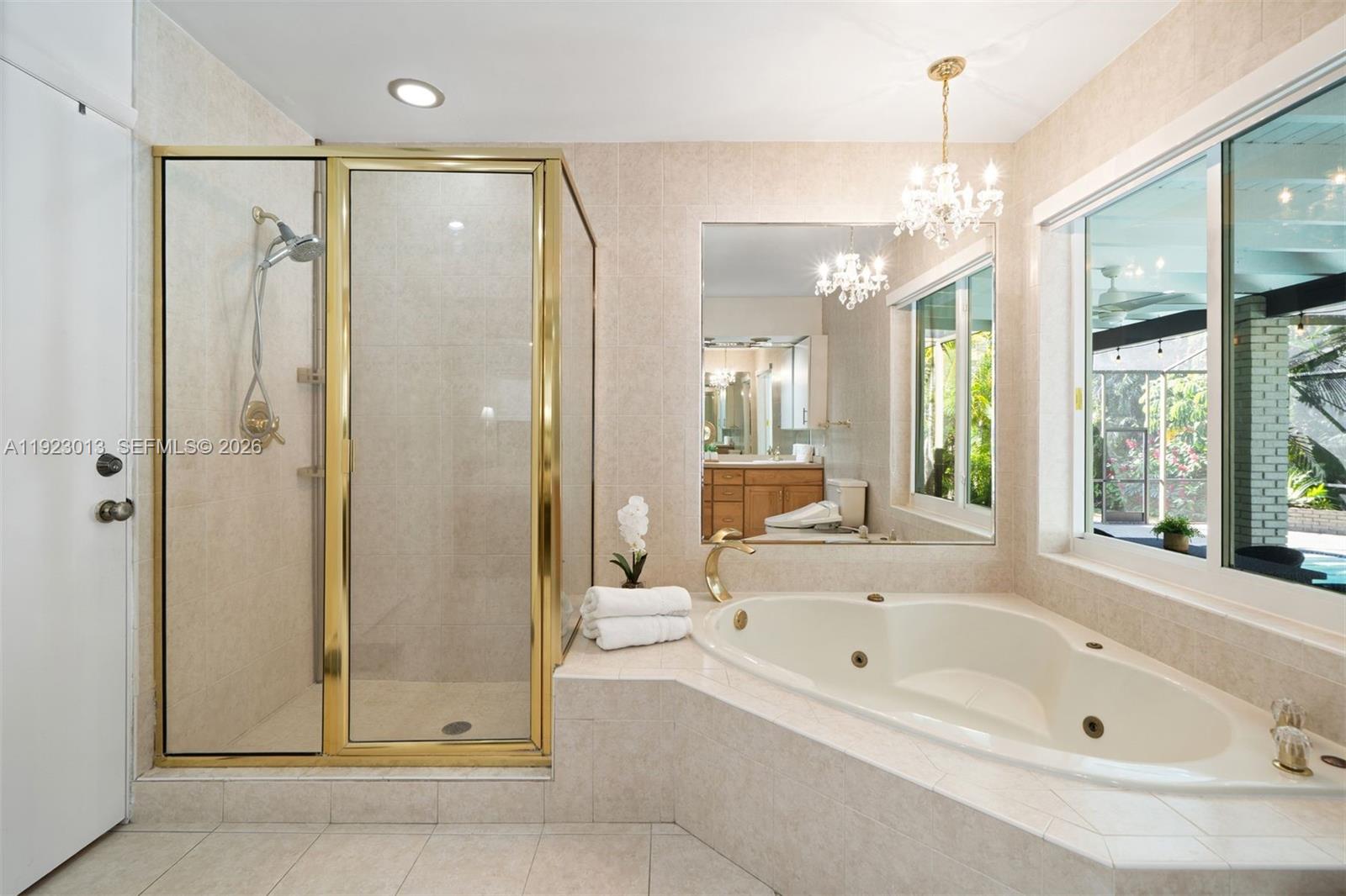 CUTLER BAY ESTATES - Residential