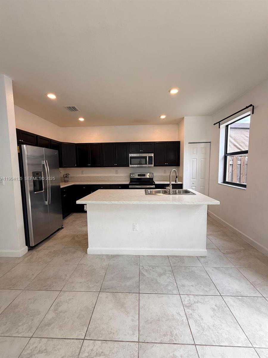 COCO PALM ESTATES - Residential