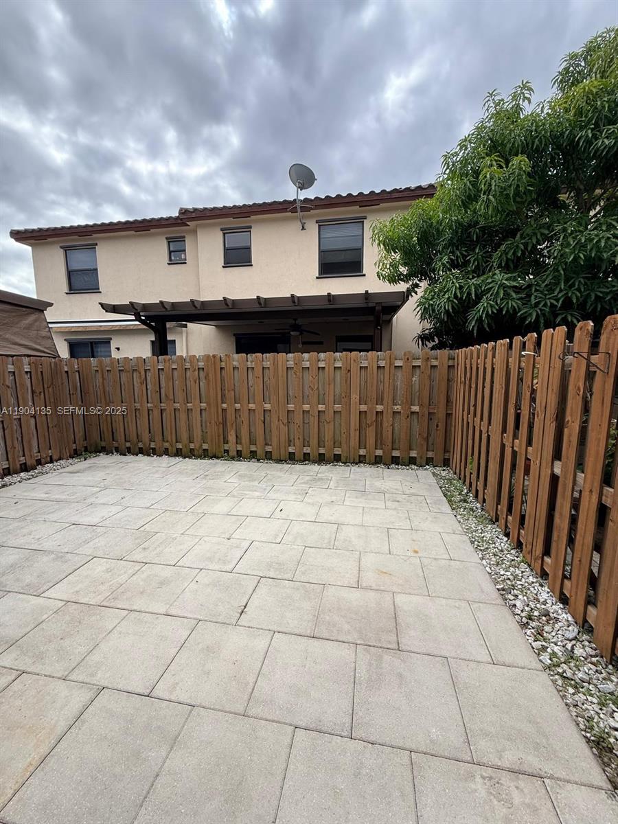 COCO PALM ESTATES - Residential