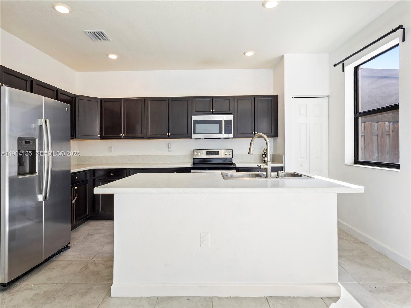 COCO PALM ESTATES - Residential