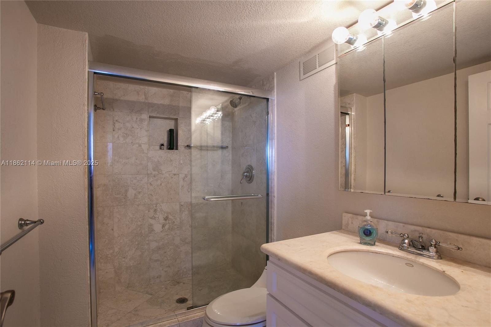 AVANT GARDE CONDO - Residential