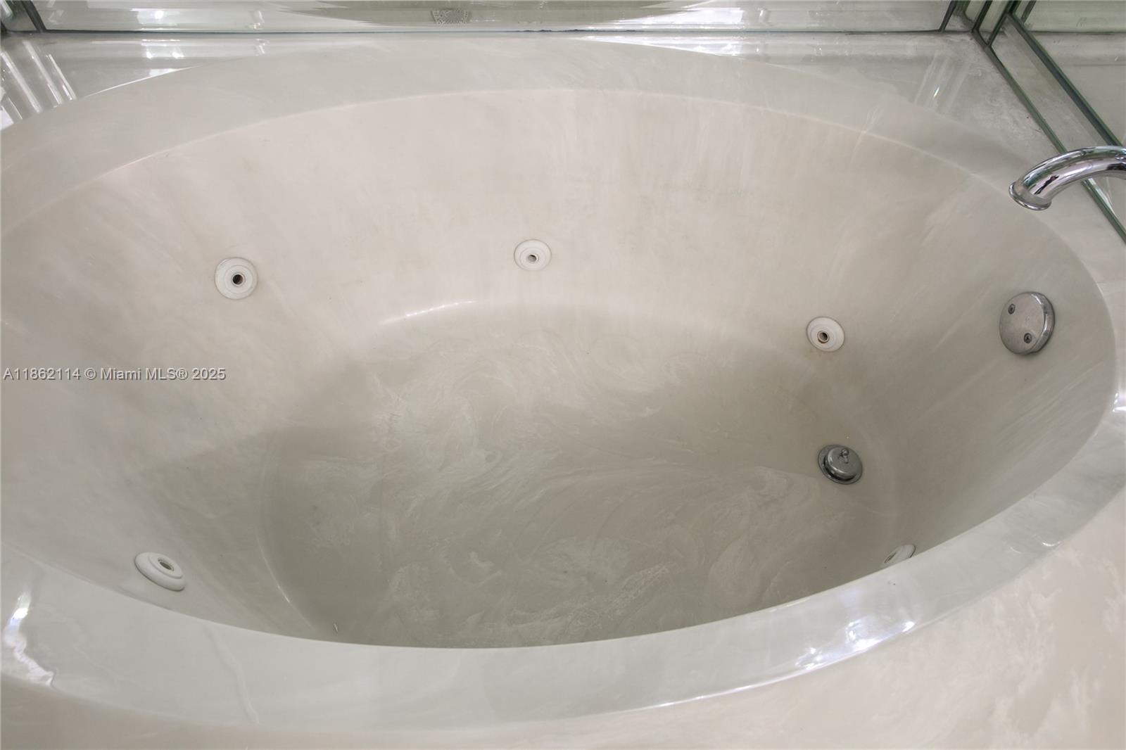 AVANT GARDE CONDO - Residential